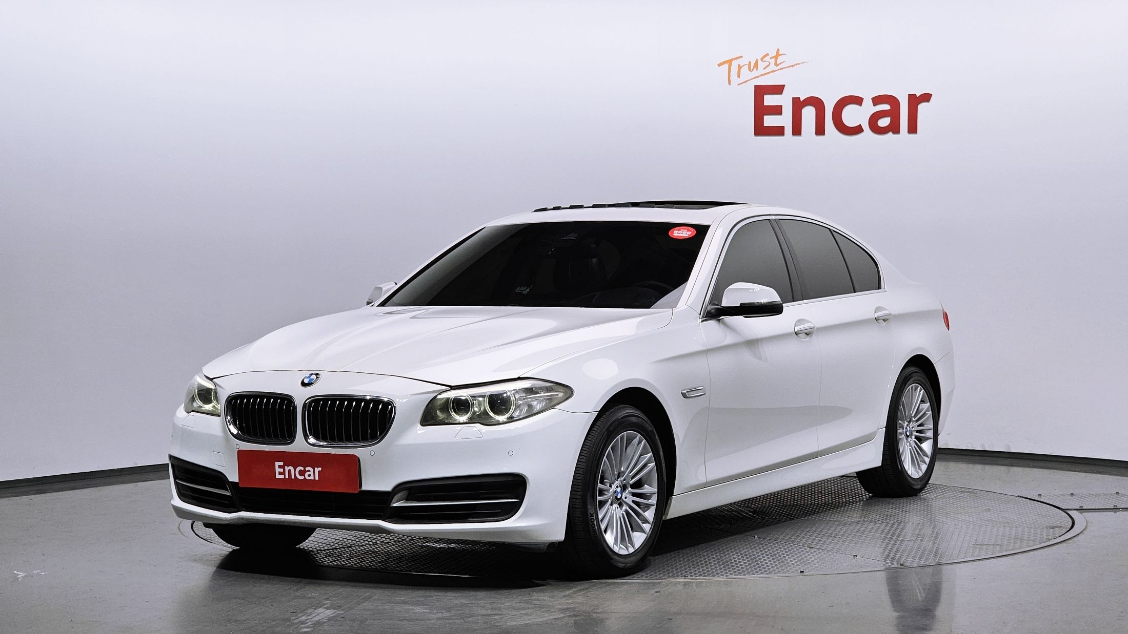 BMW 5-SERIES F10 2014