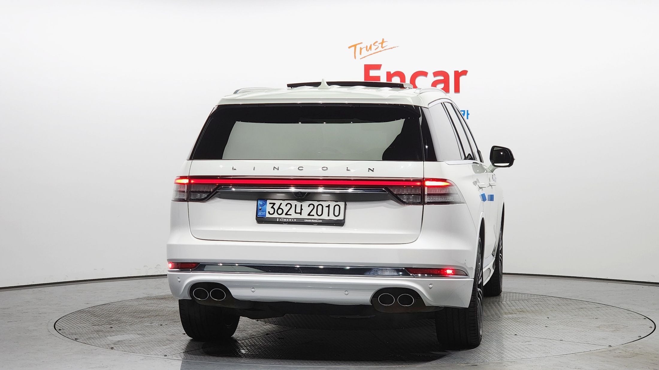 LINCOLN AVIATOR