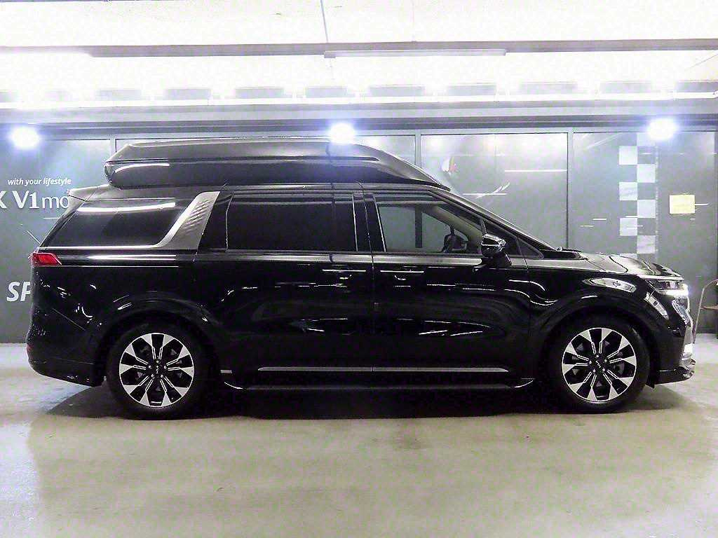 KIA CARNIVAL 2023