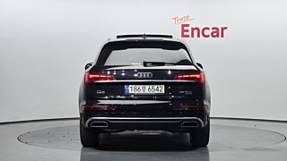 AUDI Q5 FY 2021