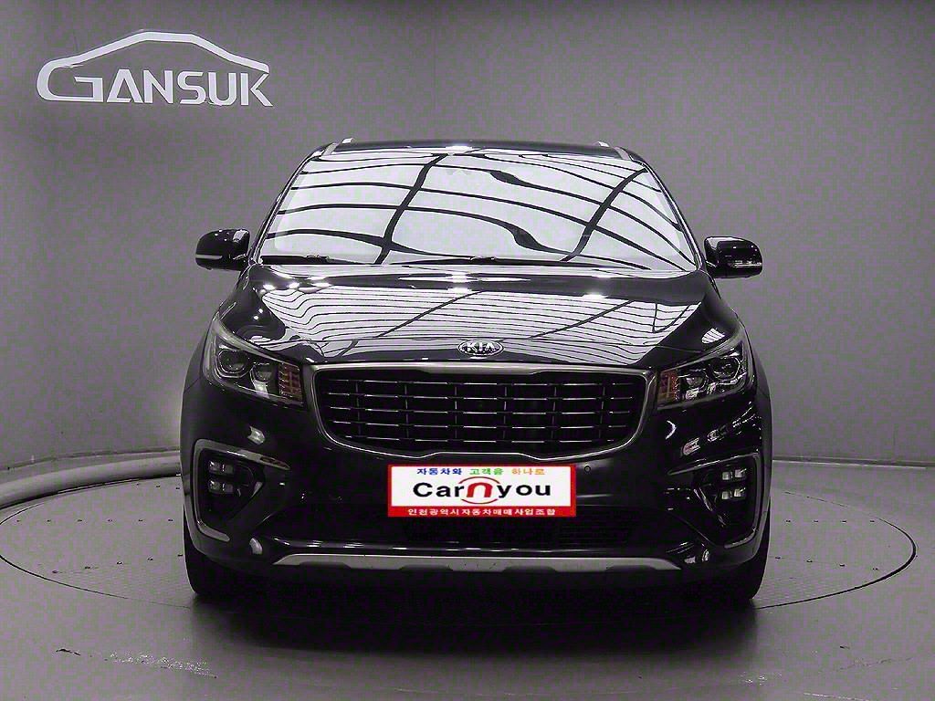 KIA CARNIVAL 2018