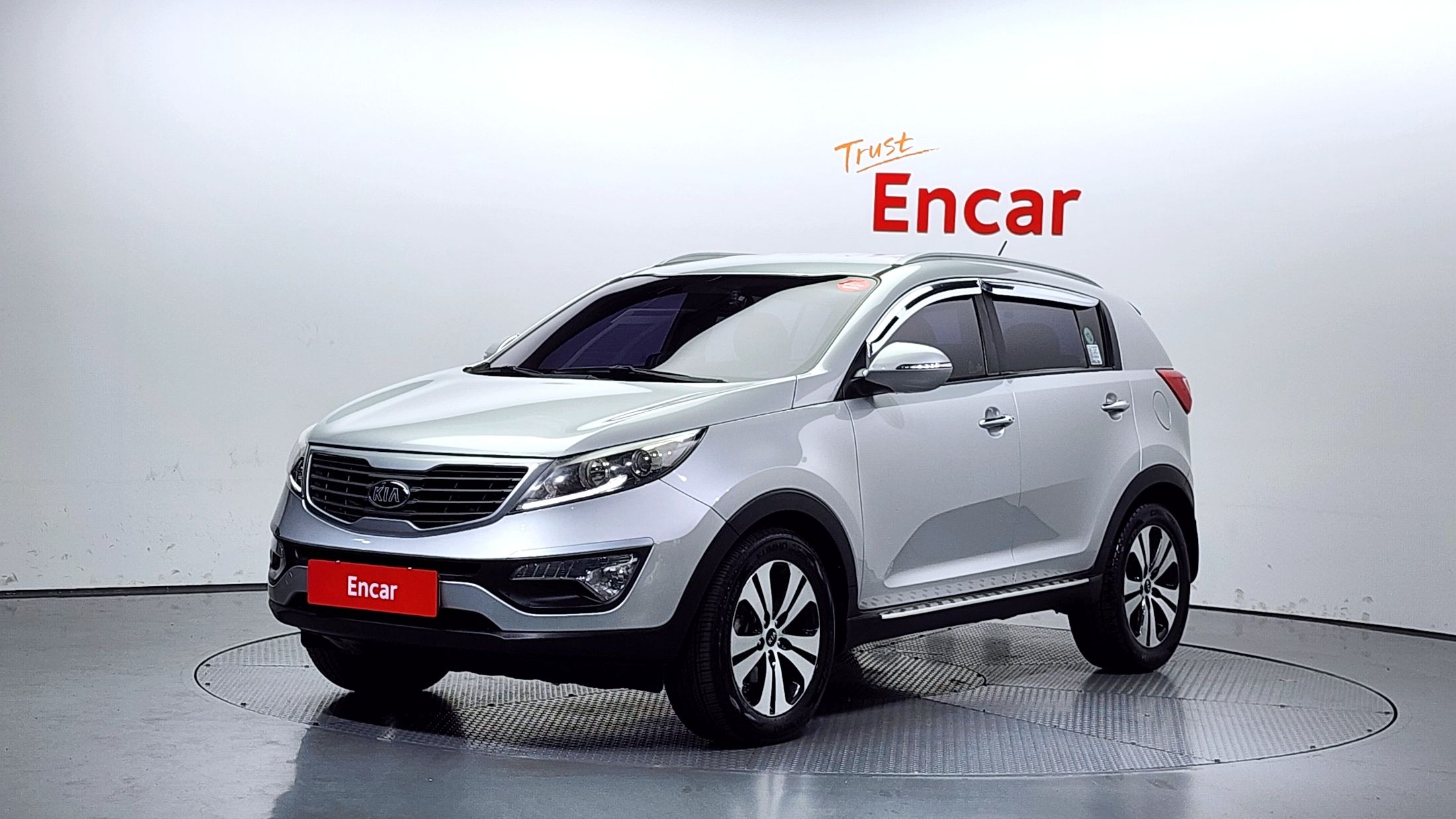 KIA SPORTAGE R