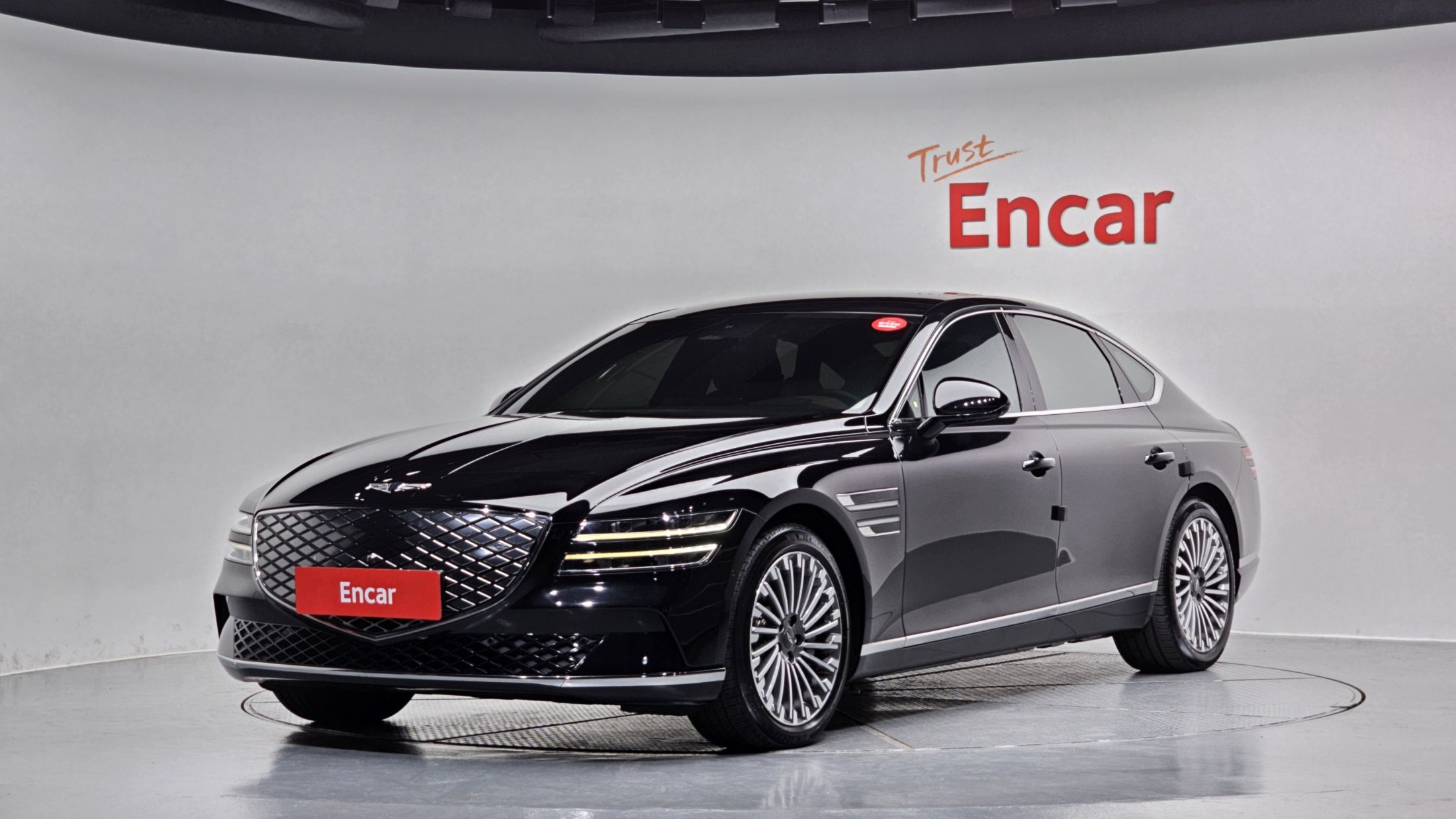 GENESIS ELECTRIC G80 RG3 2022