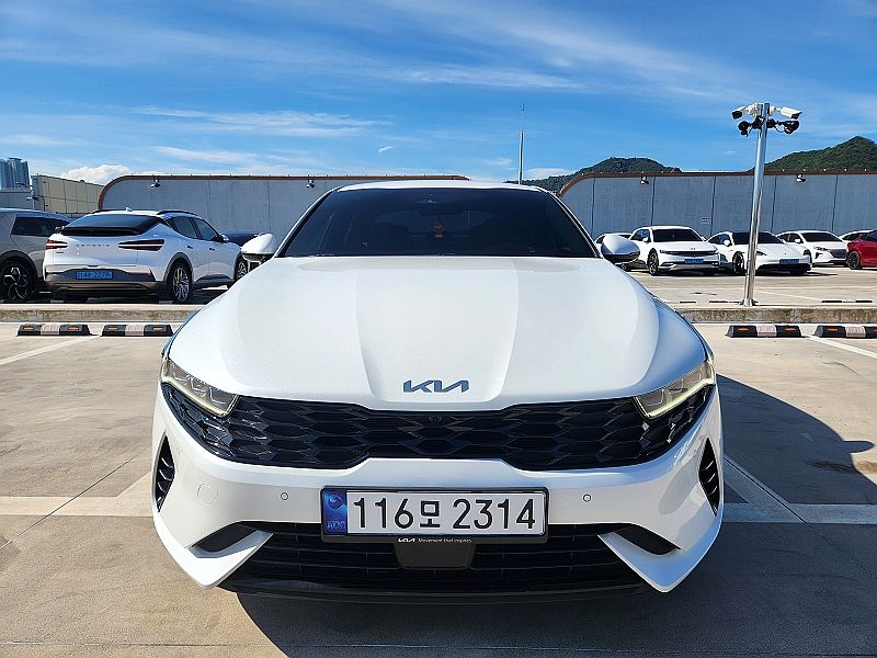 KIA K5 HYBRID 2023