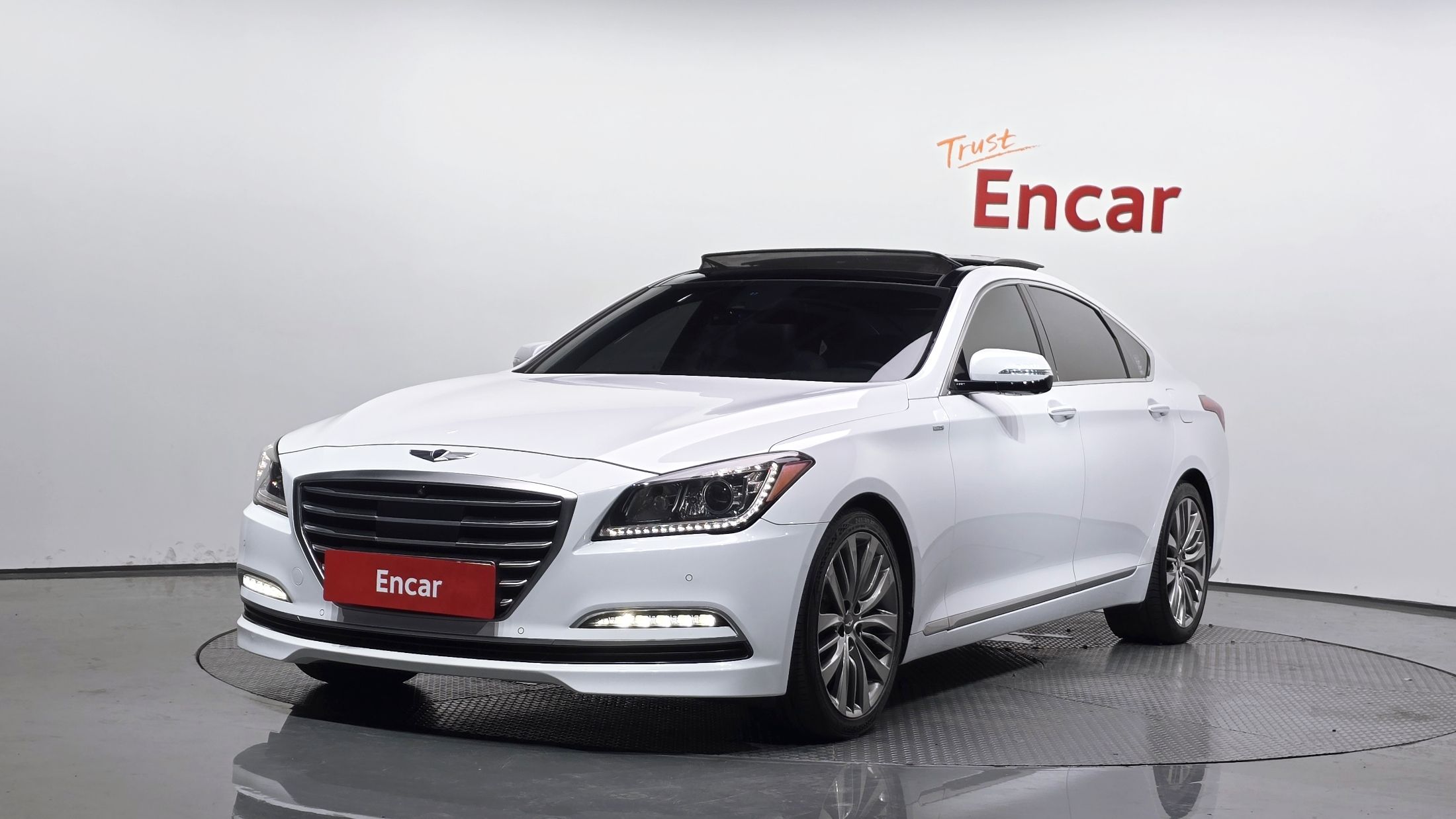 HYUNDAI GENESIS DH 2014