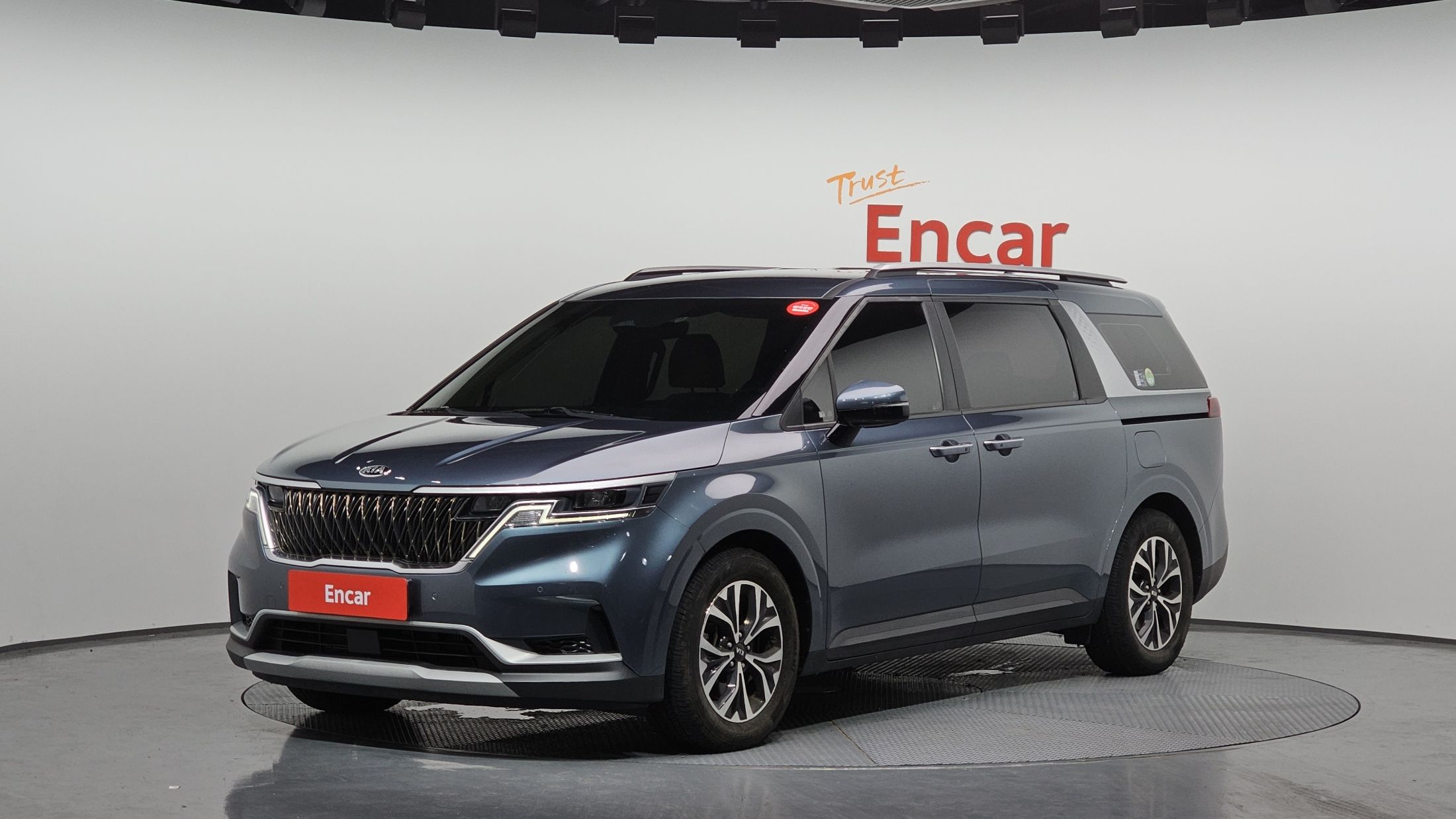 KIA CARNIVAL 2021