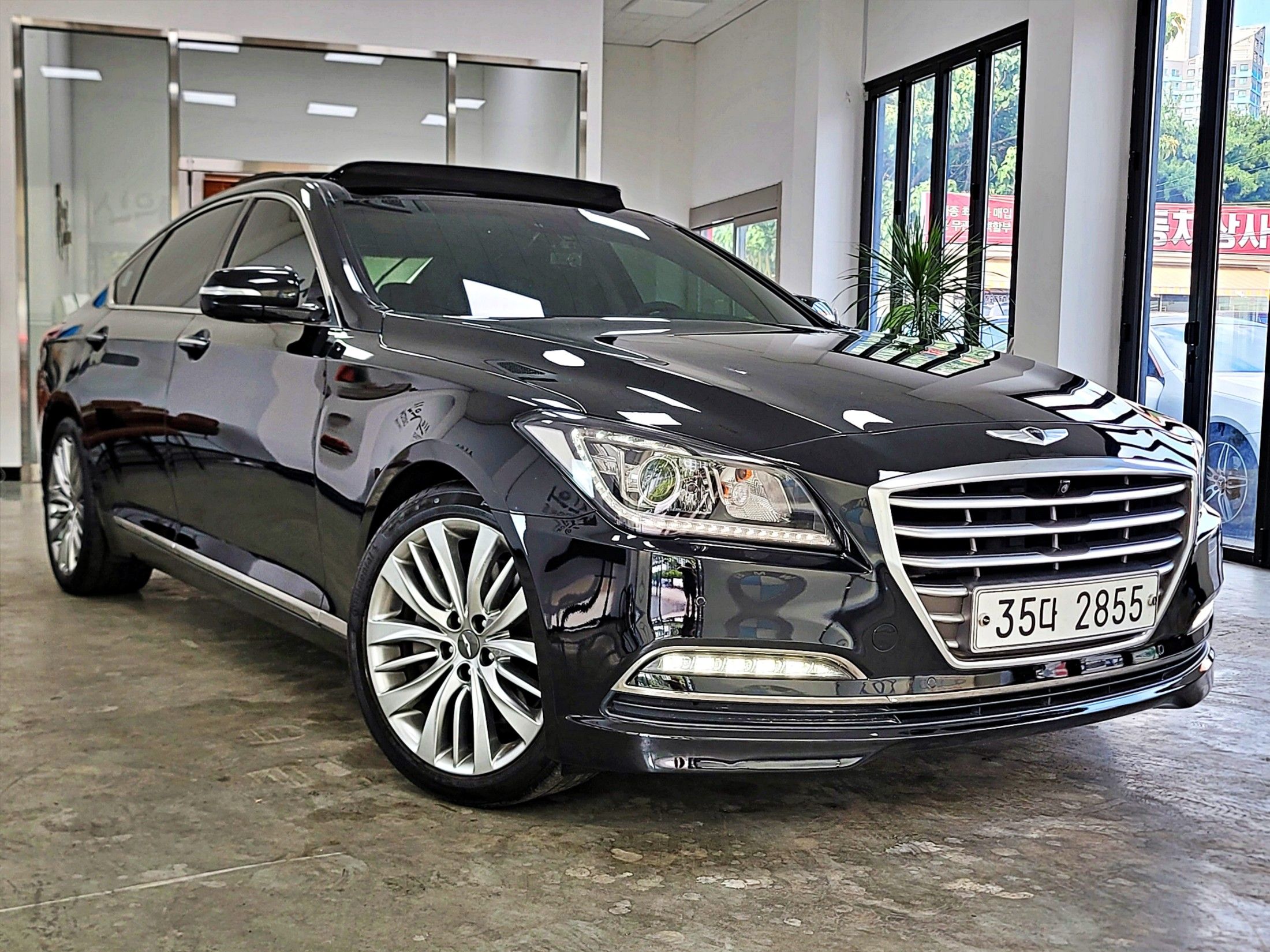HYUNDAI GENESIS DH 2016