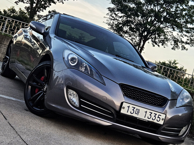 HYUNDAI GENESIS COUPE 2010