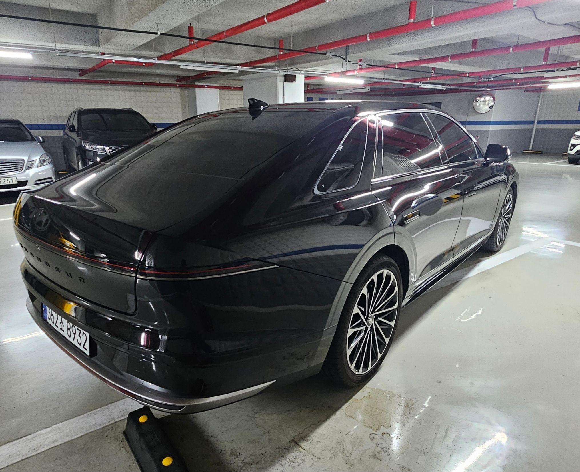 HYUNDAI GRANDEUR HYBRID GN7 2023