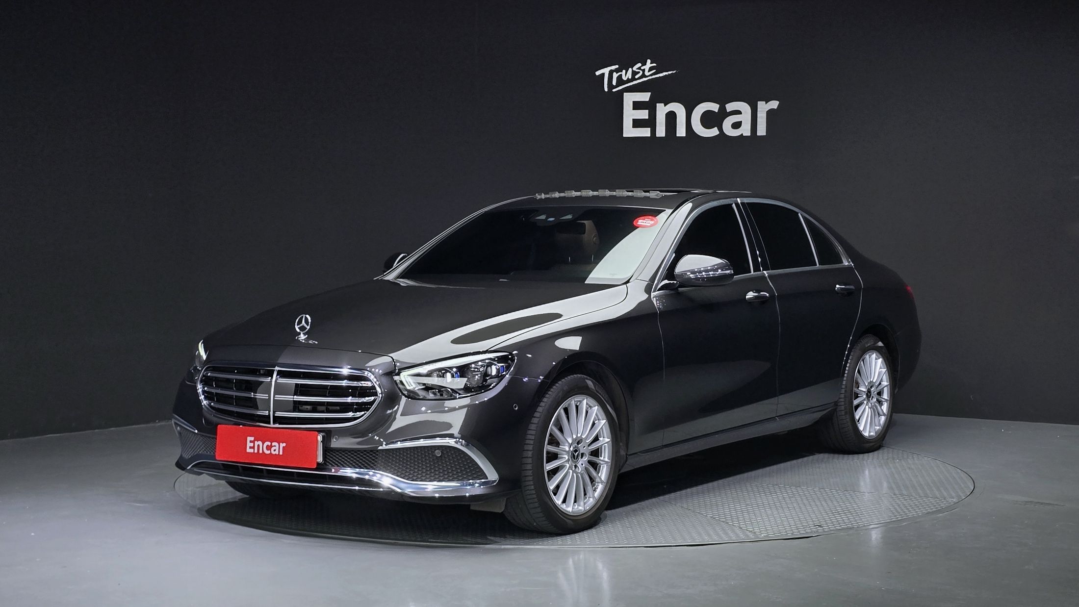 MERCEDES BENZ E-CLASS W213 2021
