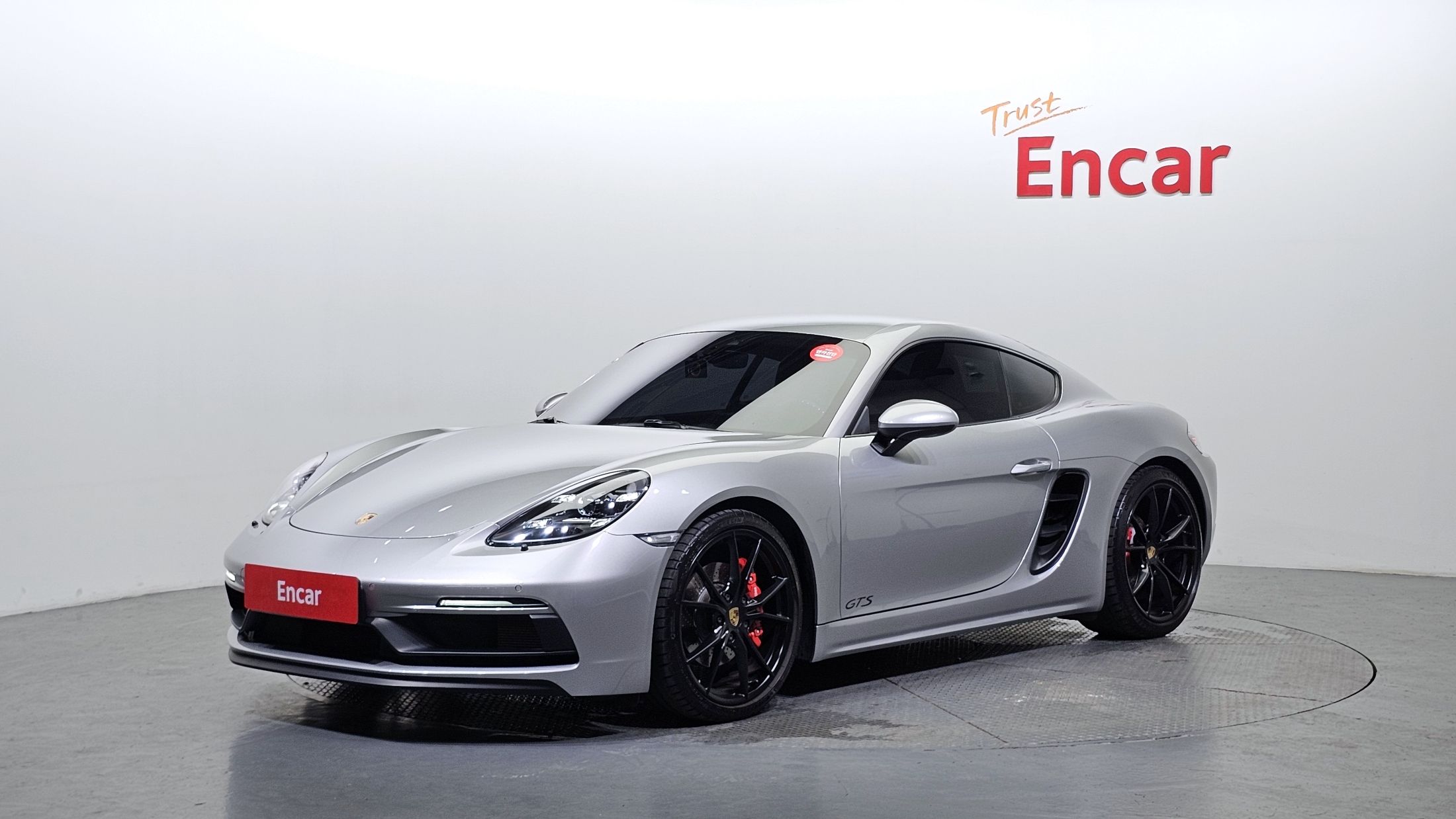 PORSCHE 718 CAYMAN