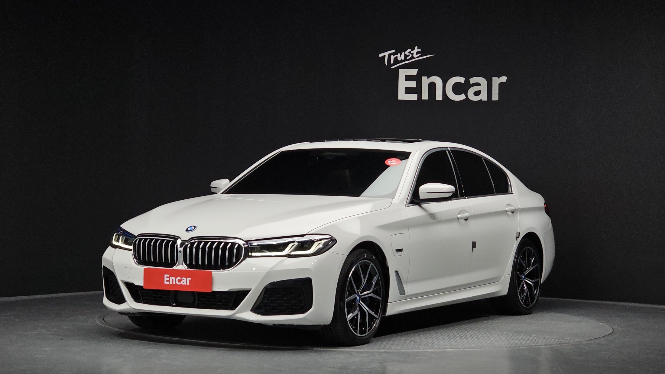 BMW 5-SERIES G30 2022