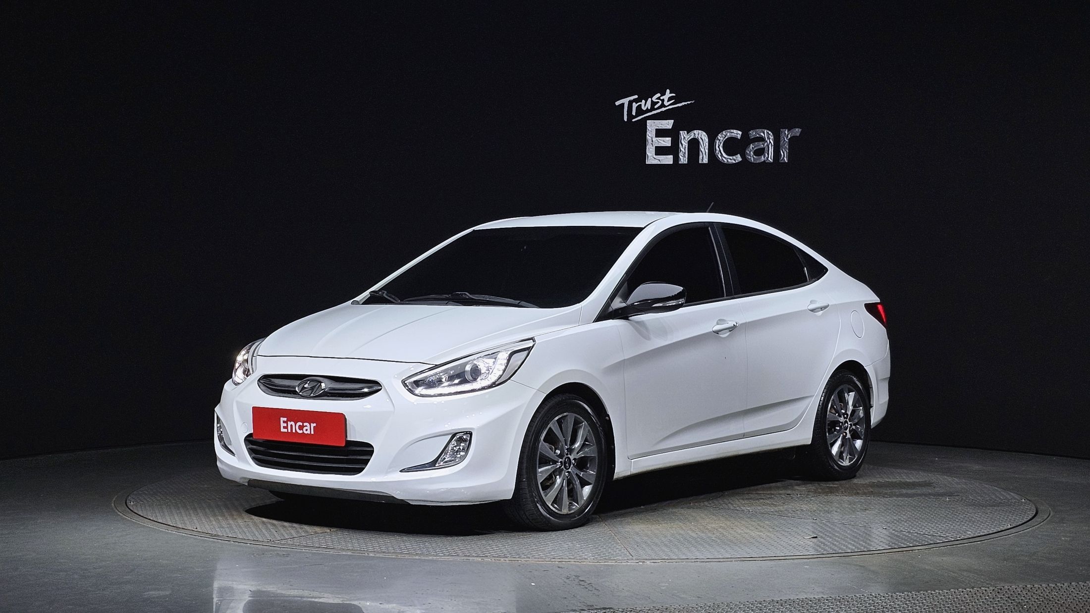 HYUNDAI ACCENT NEW 2015