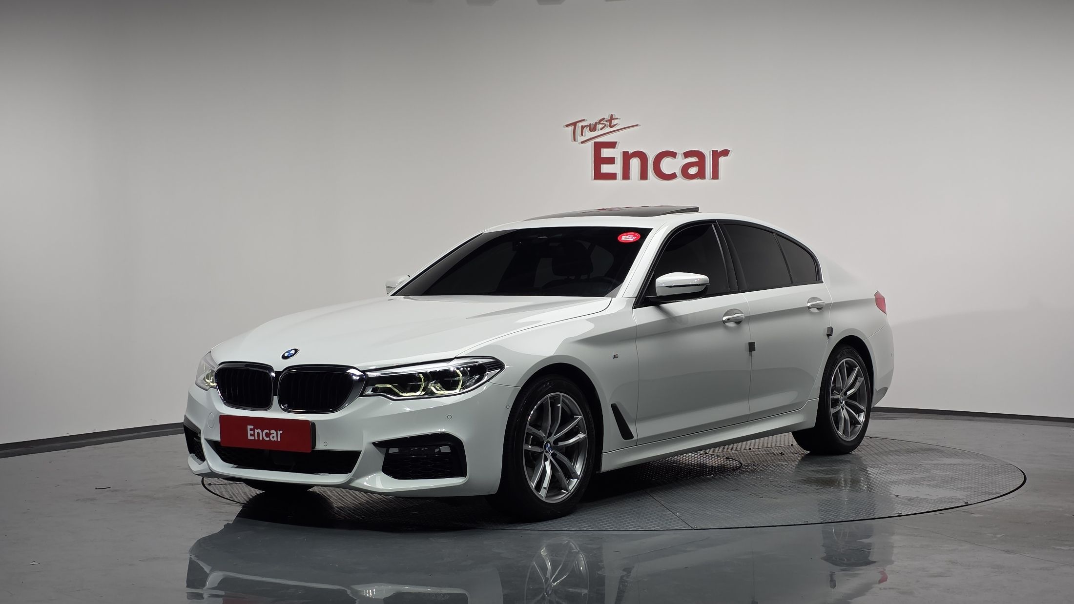BMW 5-SERIES G30 2017