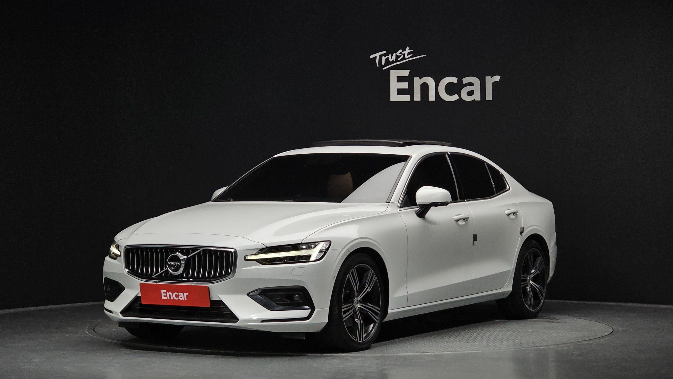VOLVO S60 2019