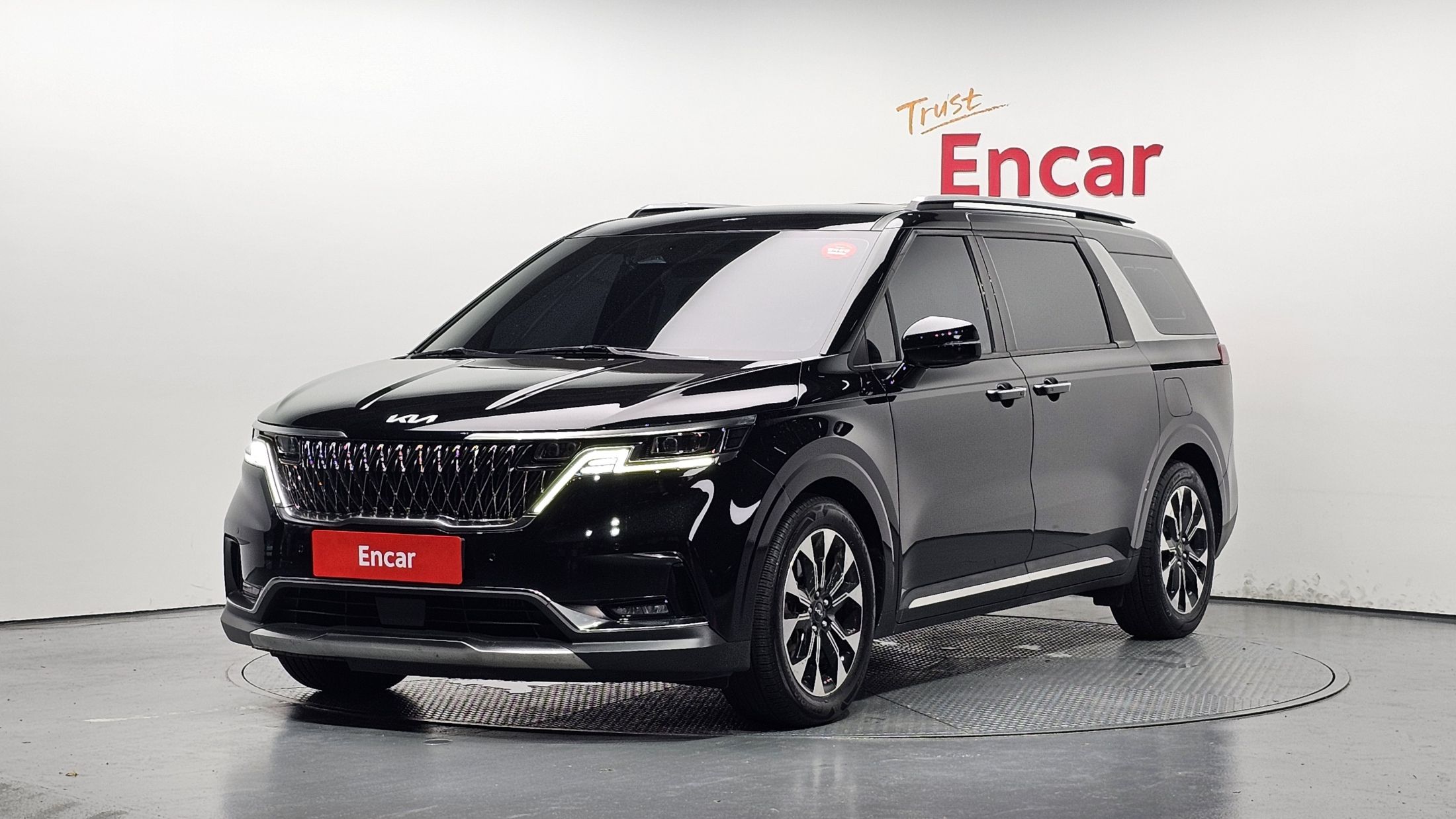 KIA CARNIVAL 2023