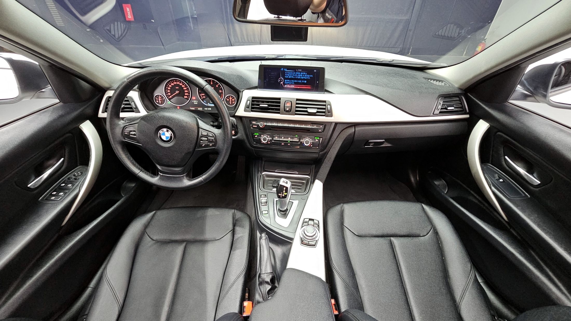 BMW 3-SERIES F30 2013