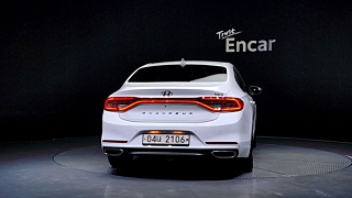HYUNDAI GRANDEUR IG HYBRID 2017