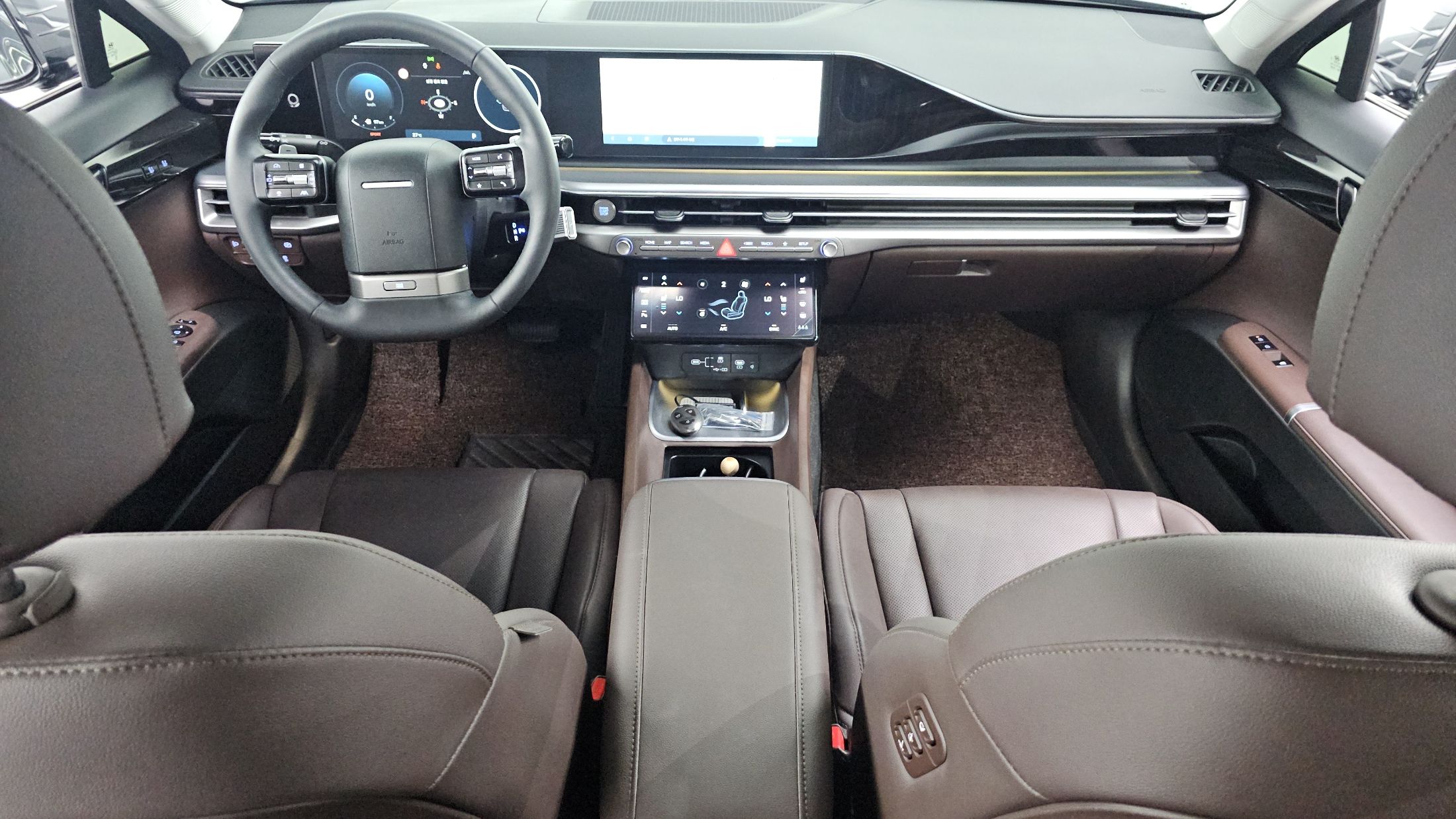 HYUNDAI GRANDEUR GN7 2023