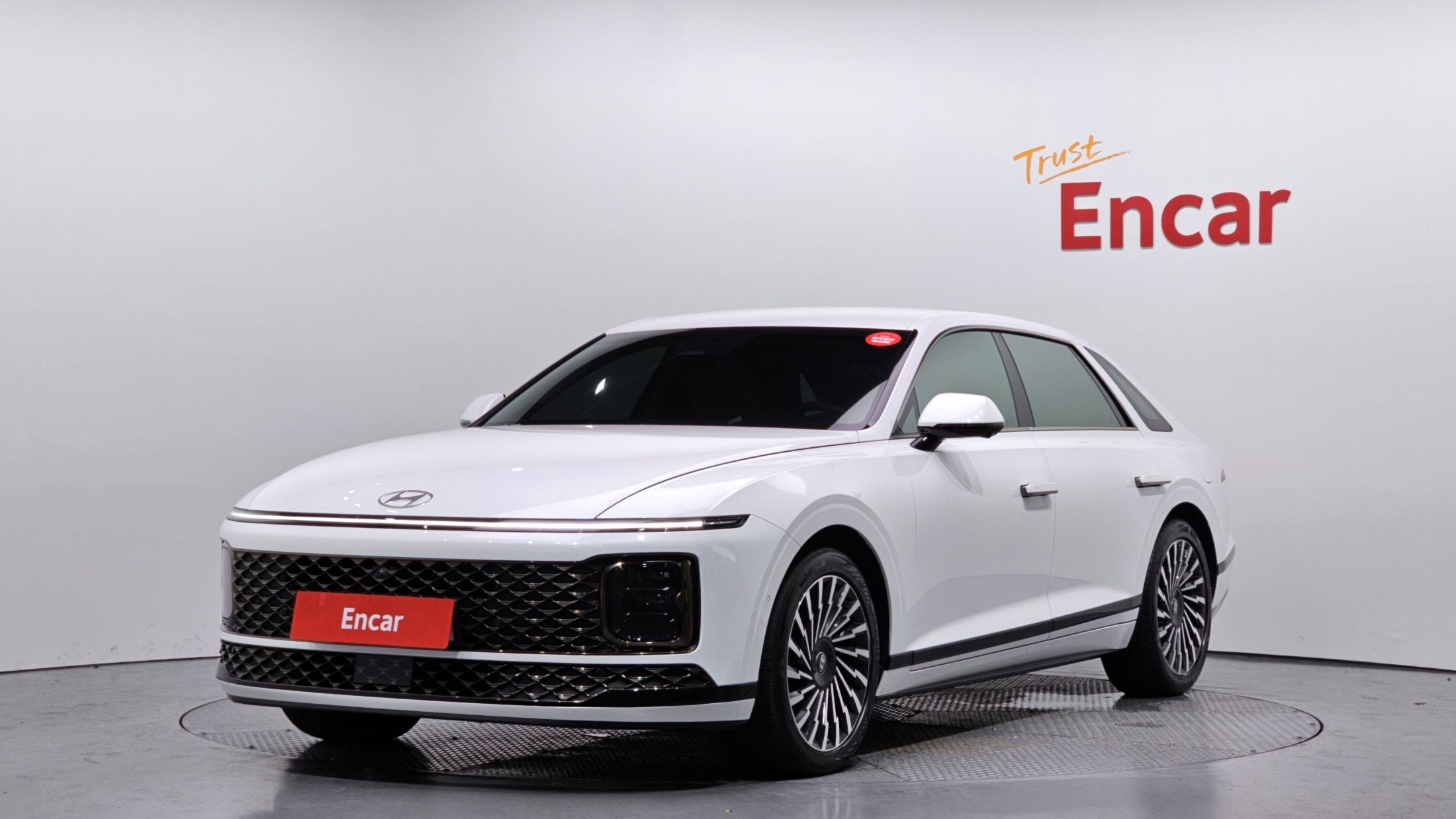 HYUNDAI GRANDEUR HYBRID GN7 2023