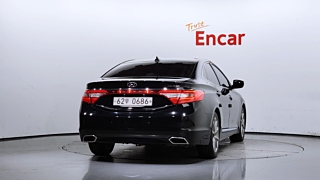 HYUNDAI GRANDEUR HG 2016