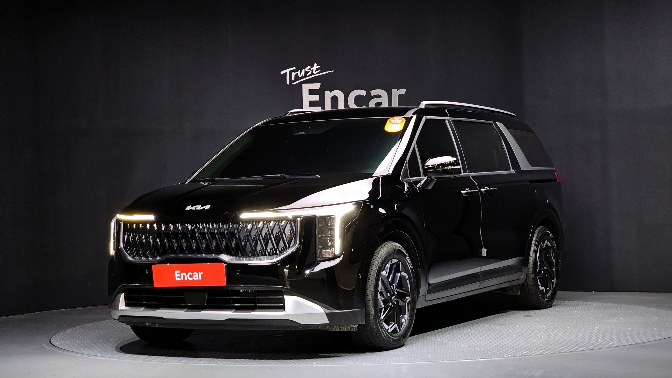 KIA CARNIVAL 2024