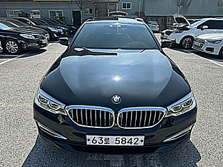 BMW 5-SERIES G30 2018