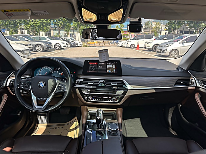BMW 5-SERIES G30 2018
