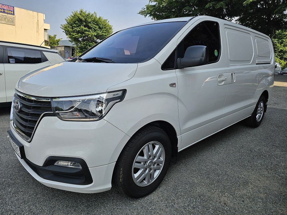 HYUNDAI STAREX GRAND 2018