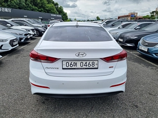 HYUNDAI AVANTE AD 2016