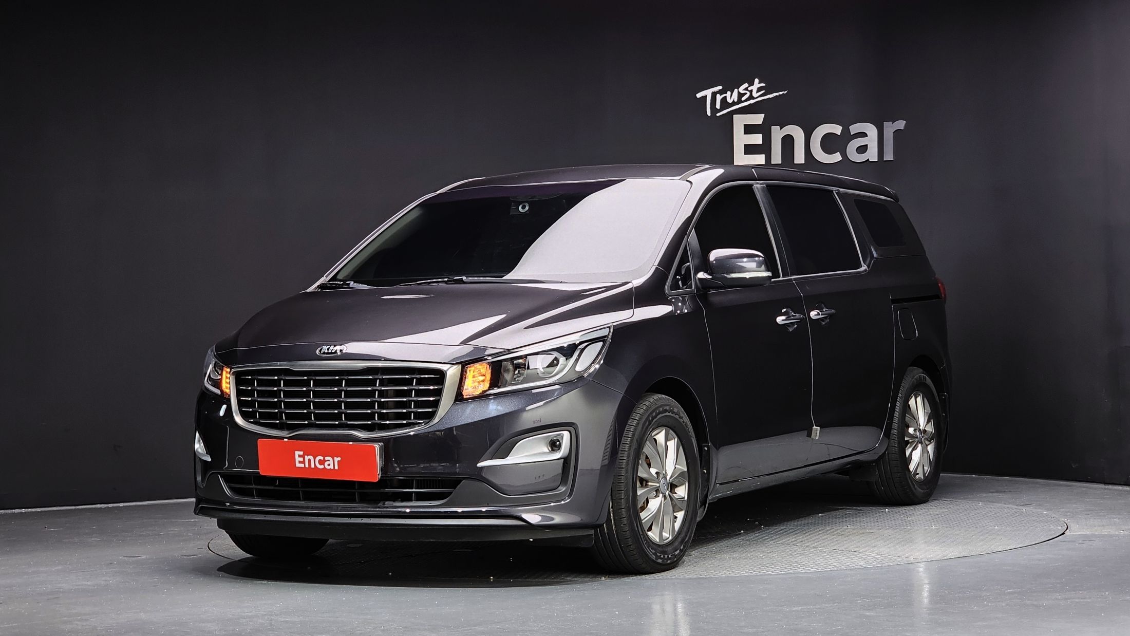 KIA CARNIVAL 2019