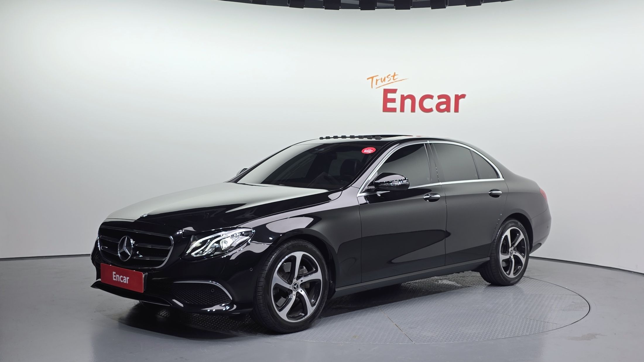 MERCEDES BENZ E-CLASS W213 2020