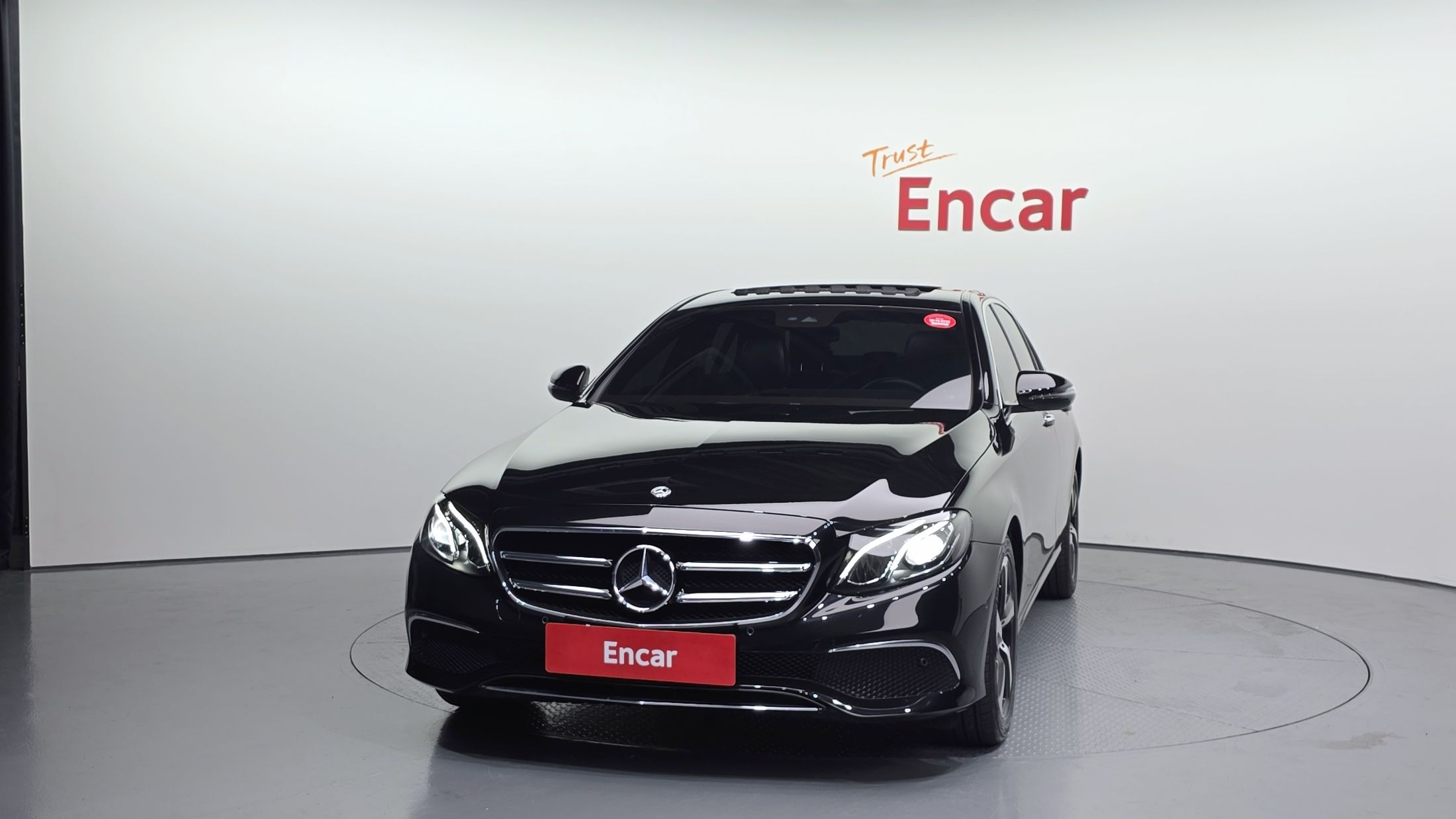 MERCEDES BENZ E-CLASS W213 2020