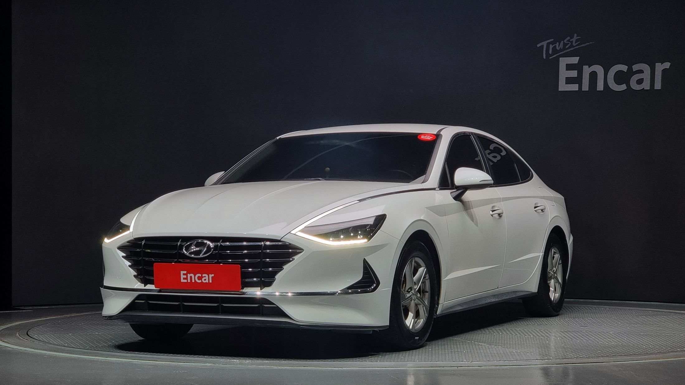 HYUNDAI SONATA DN8 2019