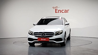 MERCEDES BENZ E-CLASS W213 2017