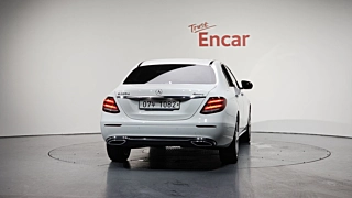 MERCEDES BENZ E-CLASS W213 2017