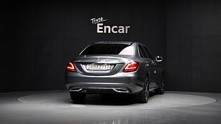 MERCEDES BENZ C-CLASS W205 2019