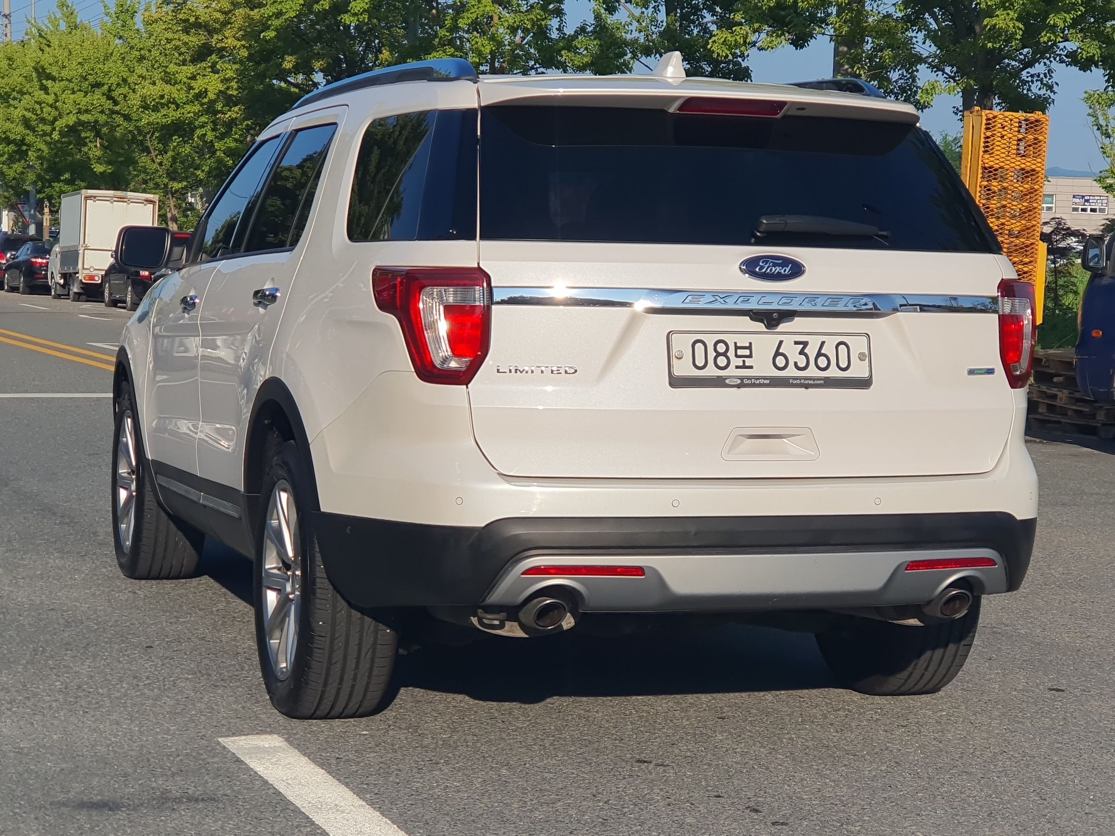 FORD EXPLORER 2017