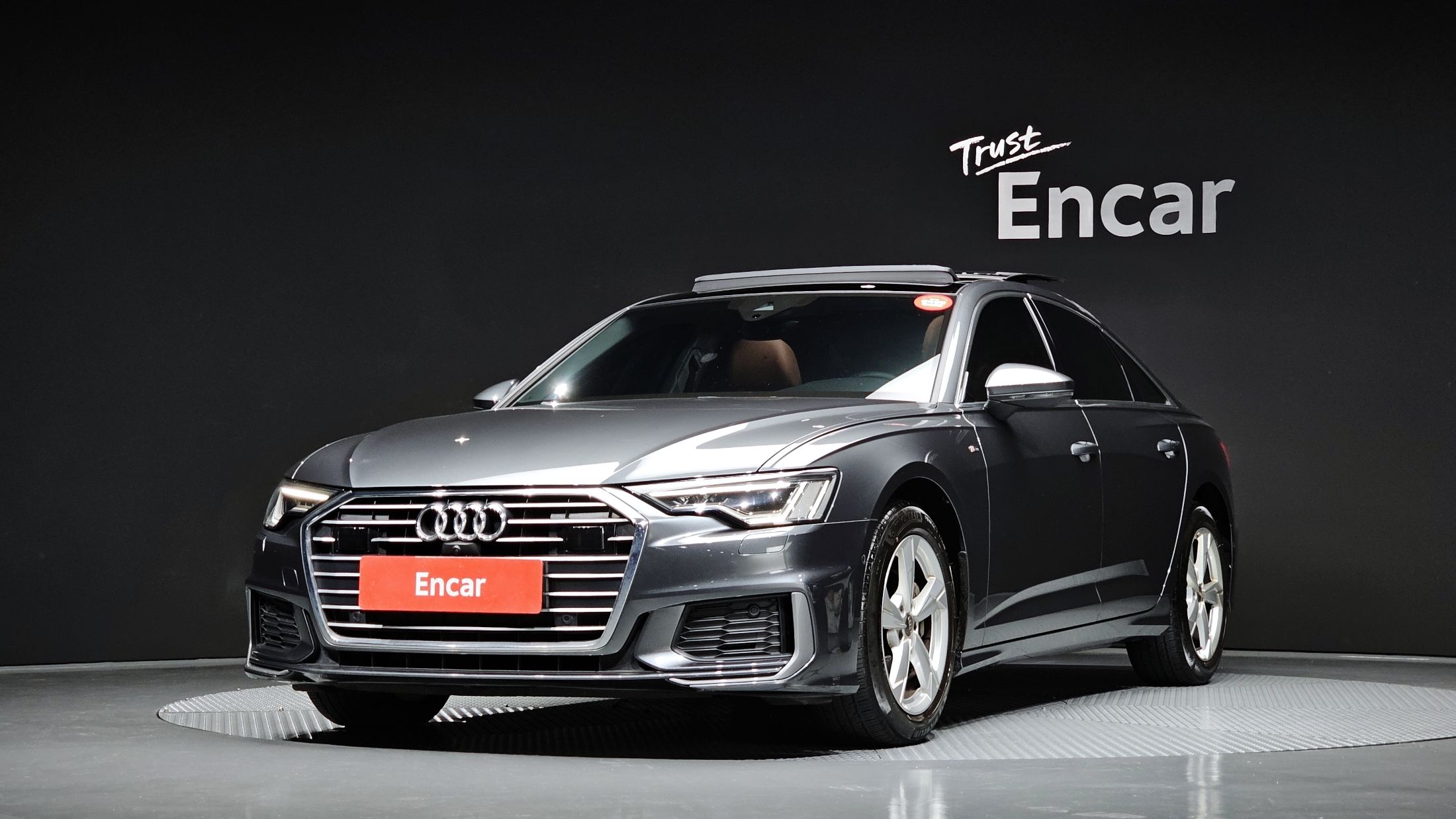 AUDI A6 C8