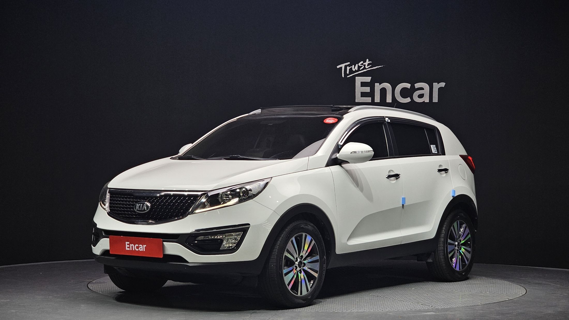 KIA SPORTAGE R