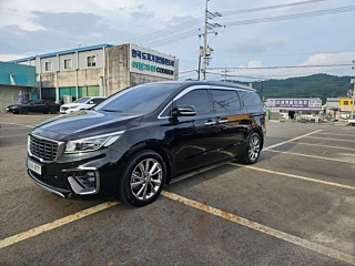 KIA CARNIVAL 2020