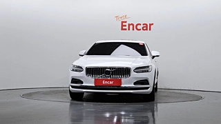 VOLVO S90 2021
