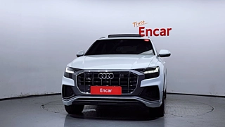 AUDI Q8 4M 2021