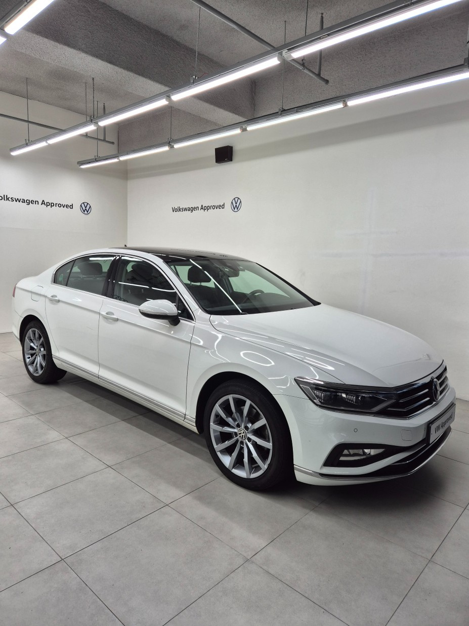 VOLKSWAGEN PASSAT GT B8 2022