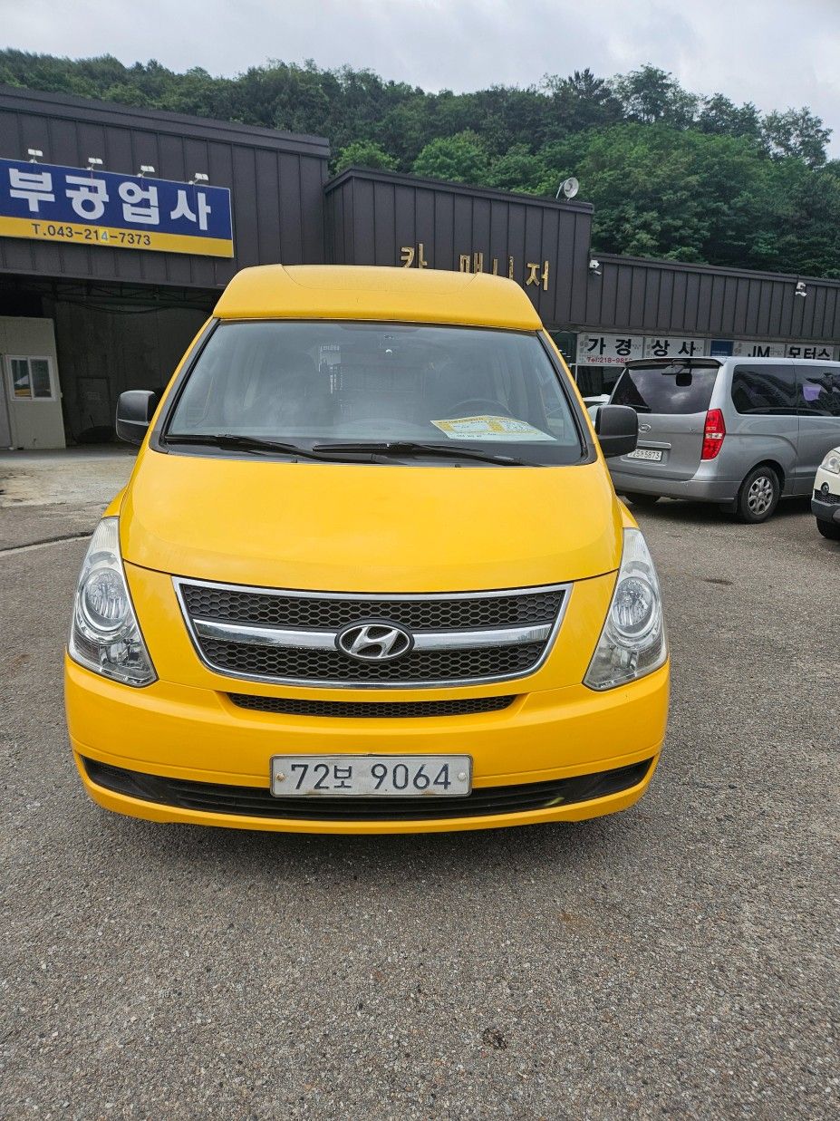 HYUNDAI STAREX GRAND 2011