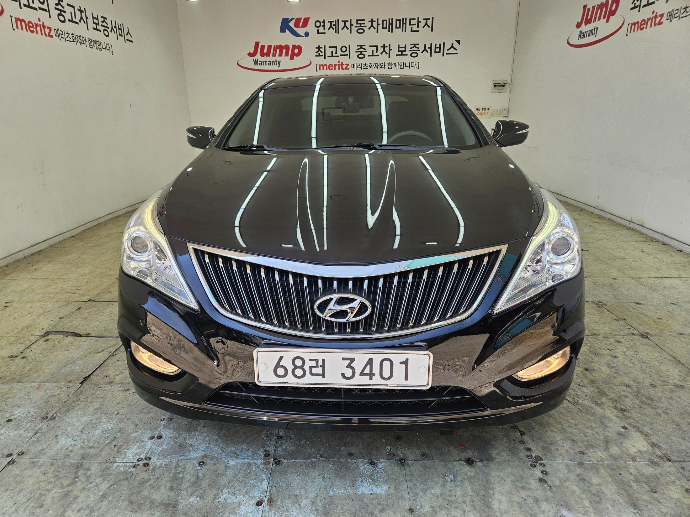 HYUNDAI GRANDEUR HG 2012