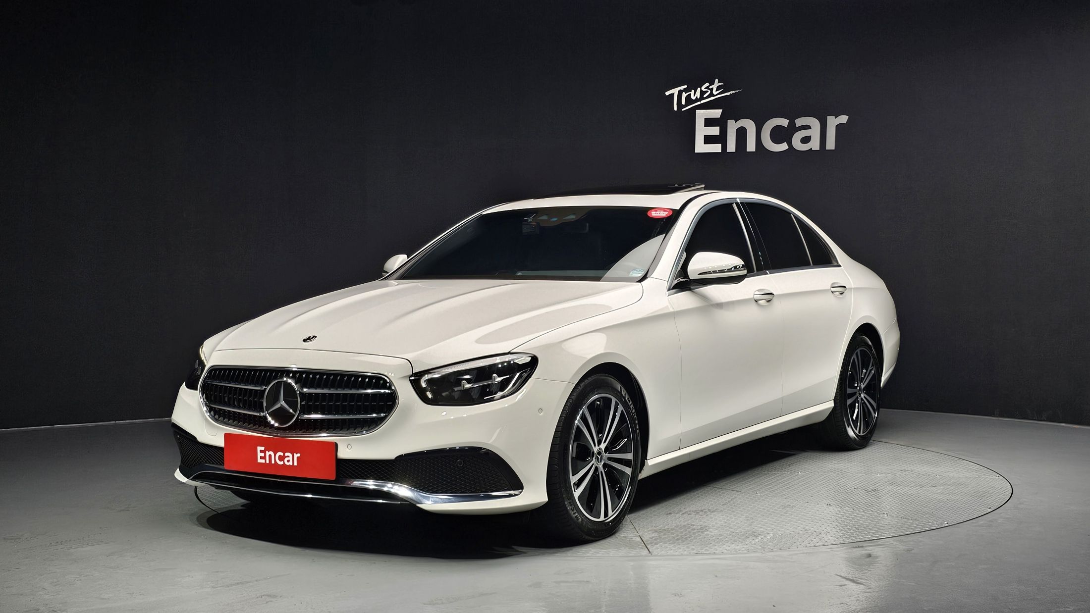 MERCEDES BENZ E-CLASS W213 2021