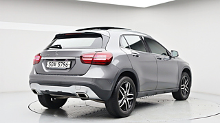 MERCEDES BENZ GLA-CLASS X156 2018