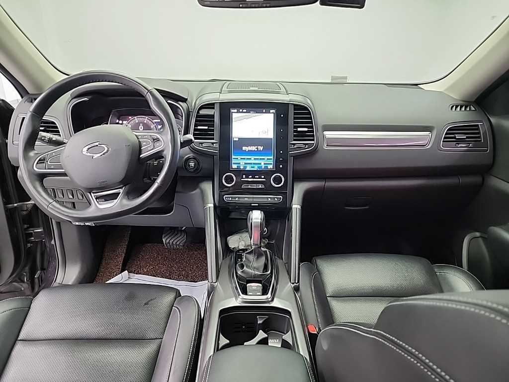SAMSUNG QM6 2018