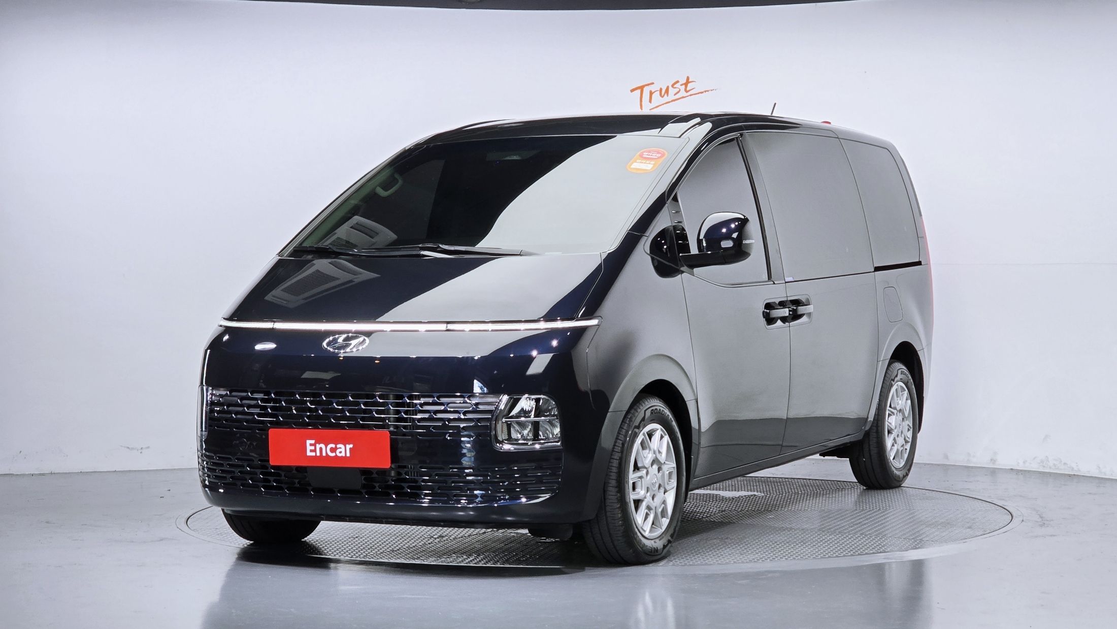 HYUNDAI STARIA 2023